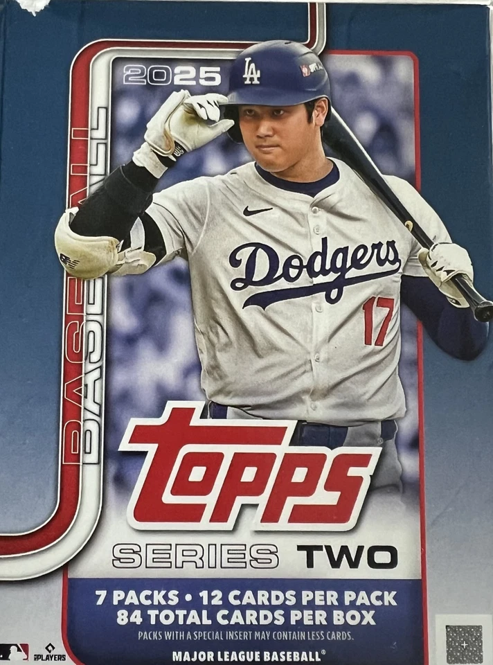 2025 Topps Baseball Series 1 and Series 2 Complete Base Set 1-700 Hand collated - Image 2 of 3