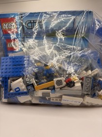LEGO City Police Mobile Police Unit 60044 Complete Set 375pcs Age 5-12 No Box