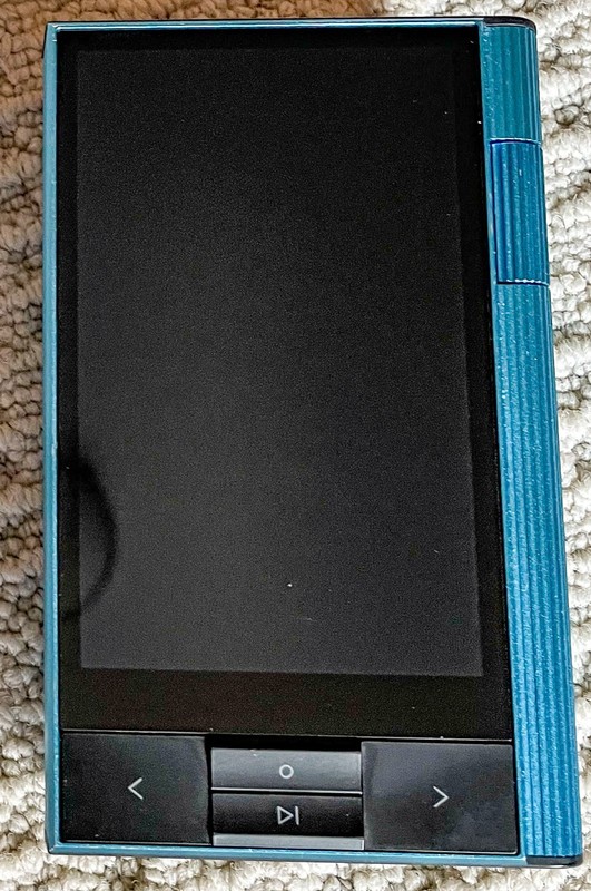 Astell & Kern Kann portable music player -- Eos Blue color