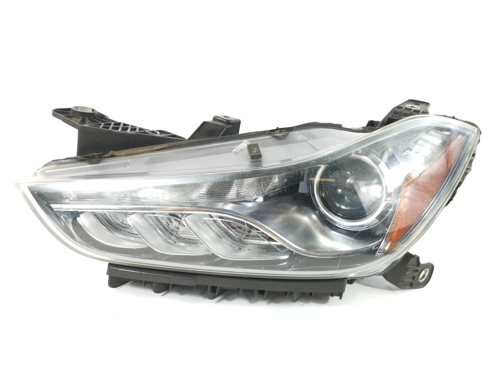 Maserati Ghibli 2019 M156E RWD 3.0 L Front Left Xenon HID Headlight 6701062670