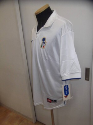 ヴィンテージユニフォームイタリア代表 98WCモデルNIKE ヴィンテージユニフォームイタリア代表 98WCモデルNIKE 2025年最新