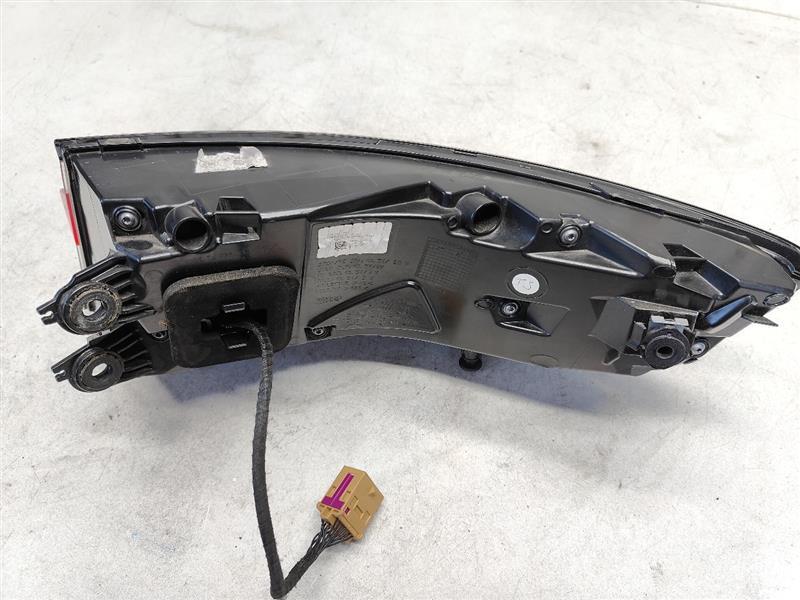 Porsche Macan 95b 19-21 Left Trunk Brake Lamp Tail Light 
