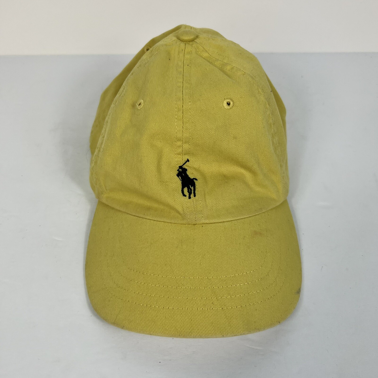 Cappello berretto Polo Ralph Lauren giallo con cinturino posteriore in pelle marrone logo vintage pony