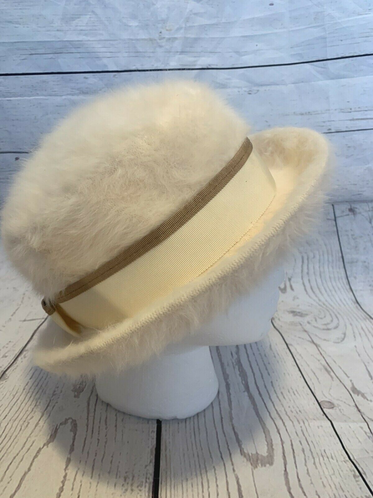 Vtg Authentic Cream KANGOL Furgora Monica Bow in Back… Gem