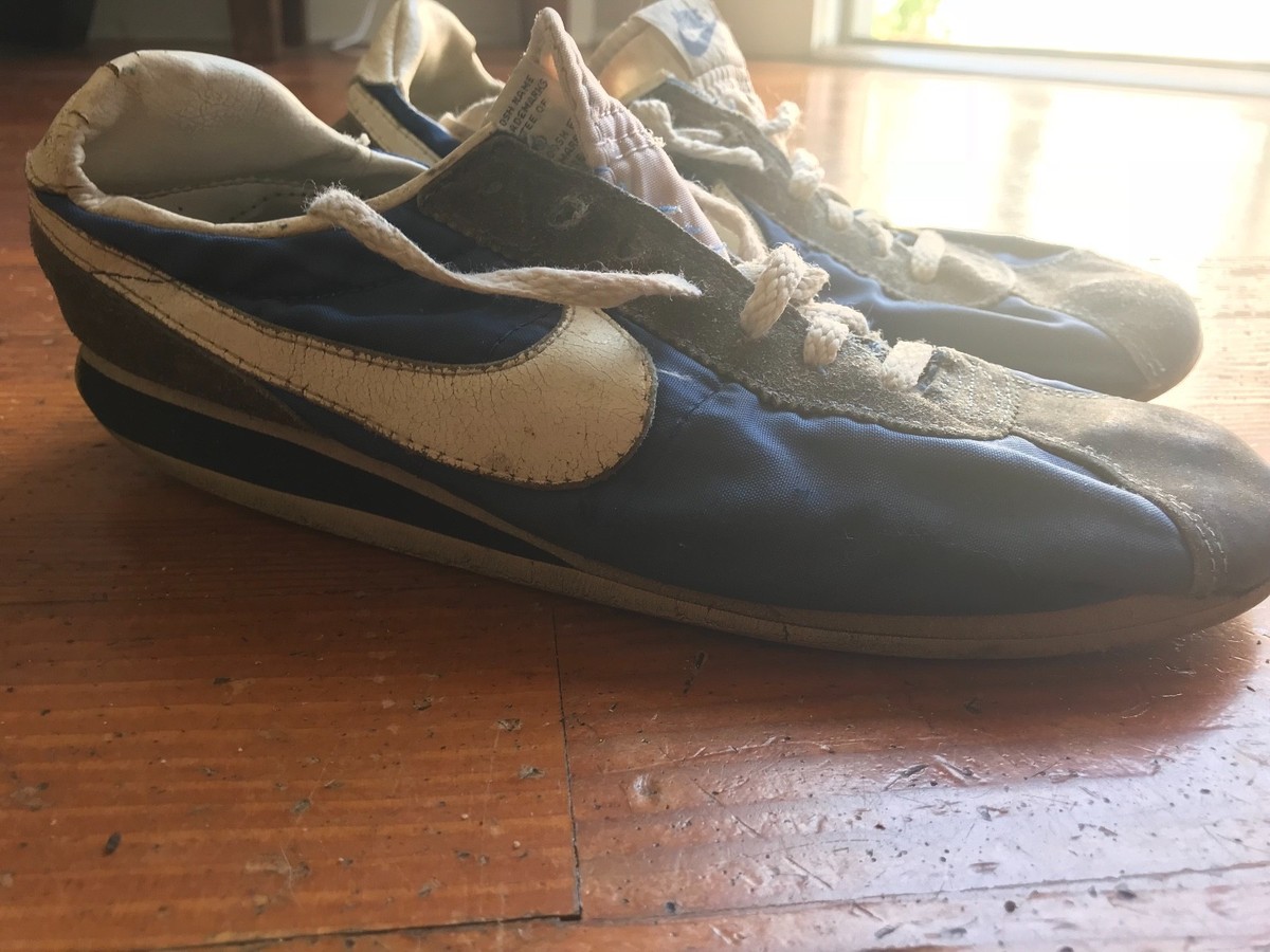 black and pink nike air max 95