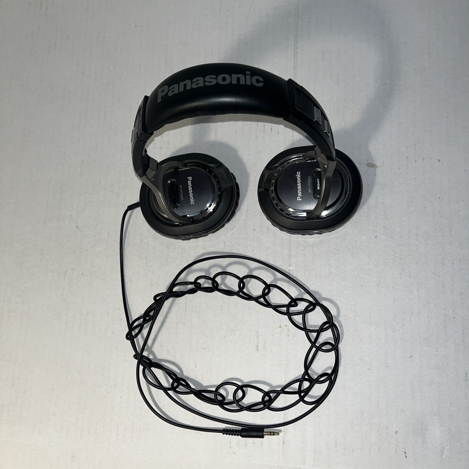 Panasonic RP-HTF600 Over Ear Studio Monitor Headphones *Read*