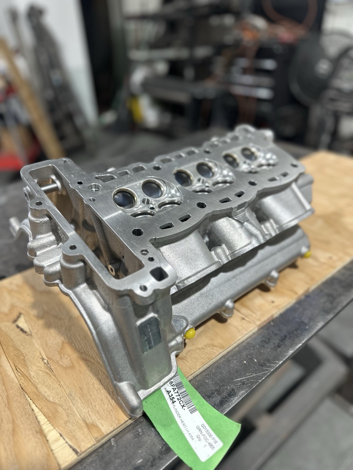 McLaren Artura Cylinder Head Left Brand New 18-00106-A-L