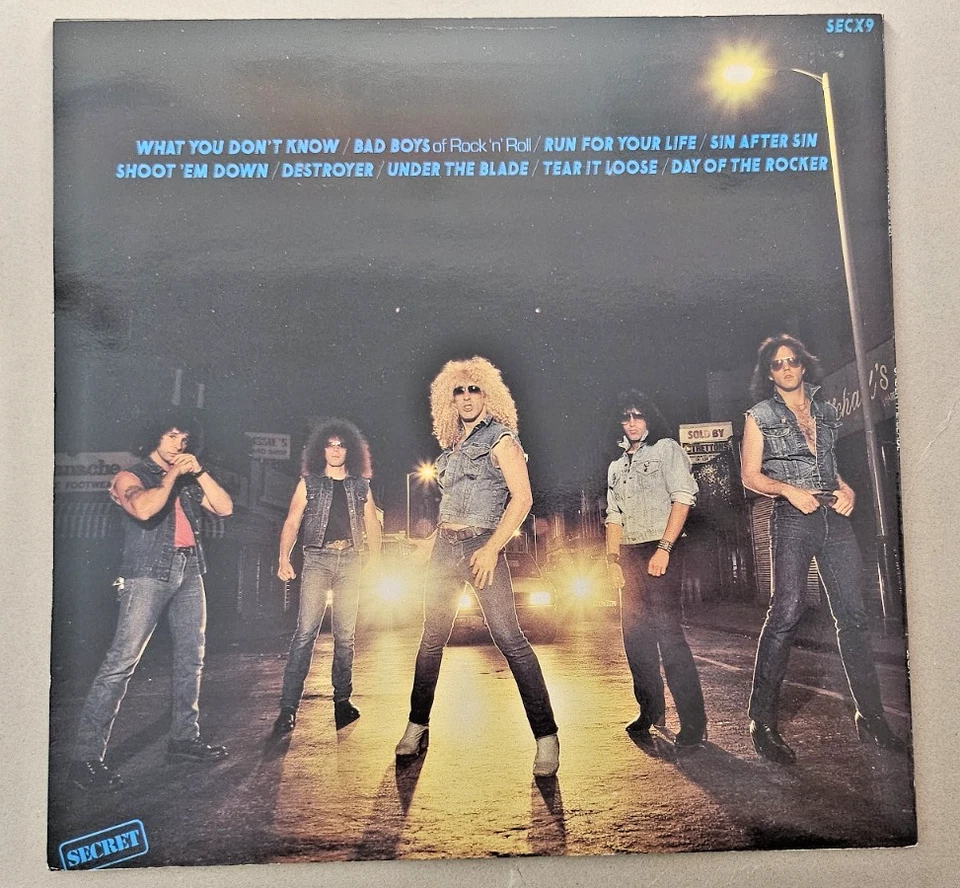 Twisted Sister: Under the Blade Vinyl LP (UK Version) - Image 2 of 2