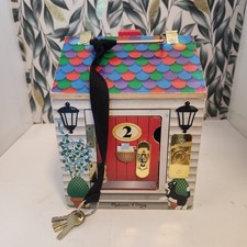 Melisa And Doug Wooden Key  Doorbell House 4 Keys 4 Doorbells 4 Figures-Tested