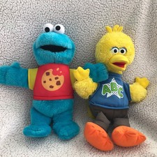 Sesame Street Big Bird Talking Hasbro 2010 Works Singing Cookie Monster WORKING