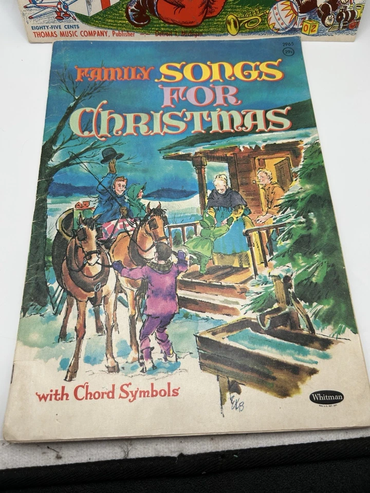 LOT 2 Vintage Family Song For Christmas Whitman 1962 & Beginners Carol Book 1953 - Image 3 of 4