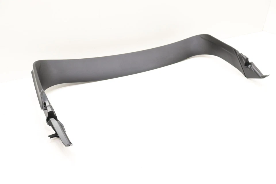 Alfa Romeo Stelvio 2018-2025 puerta levadiza trasera moldura superior panel de cubierta OEM 156129666 Foto 3 de 4