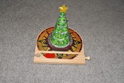 Brio Polar North Pole Express Christmas Tree Santa Lights Up Thomas Train WORKS!