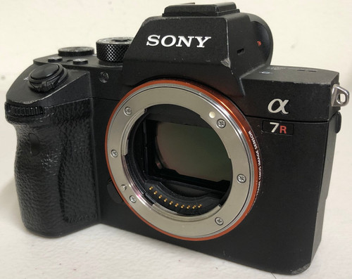 Sony a7R III 42.4 MP Full Frame Mirrorless Digital Camera - FOR PARTS *READ*