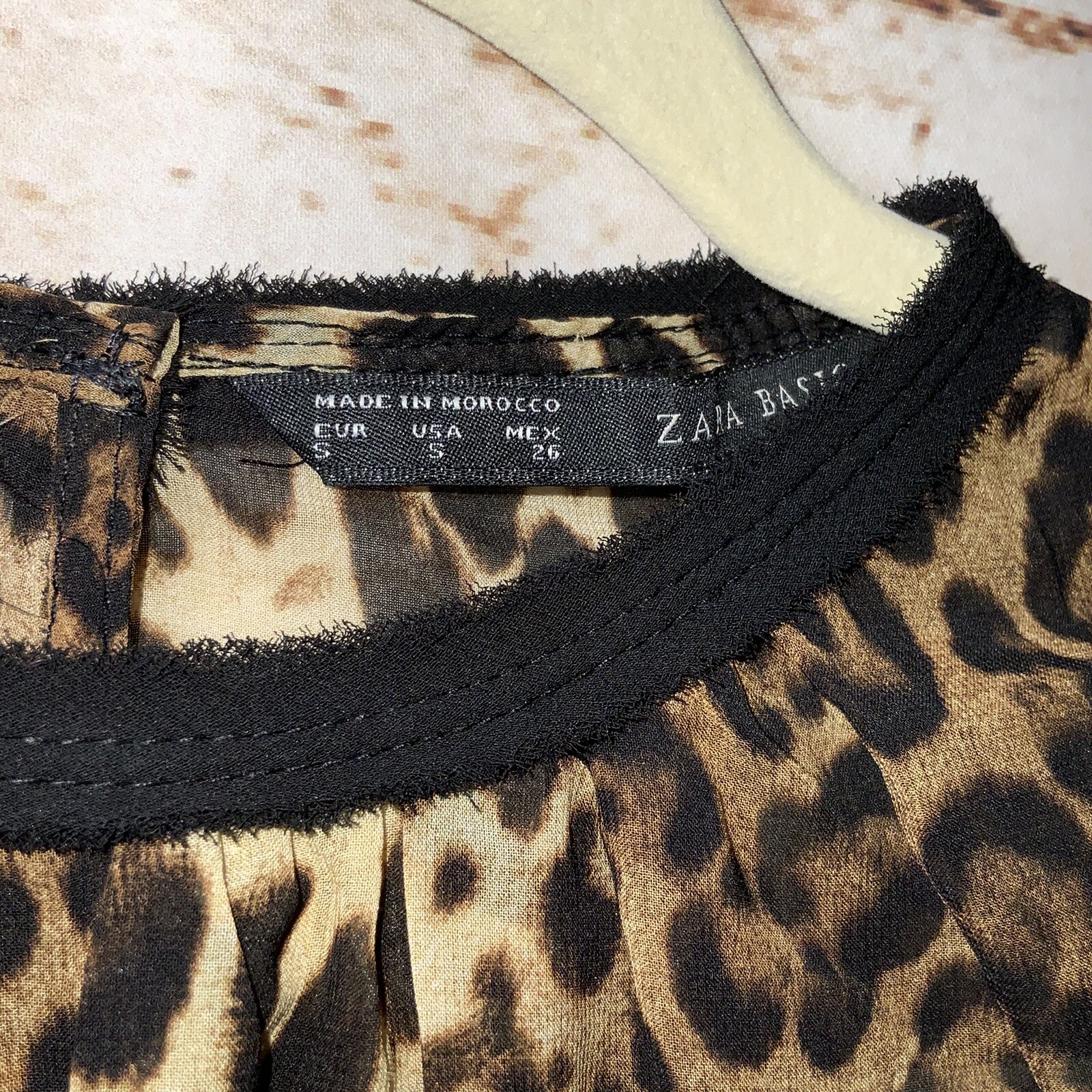 ZARA Basic Small Blouse Animal Print Sleeveless C… - image 3