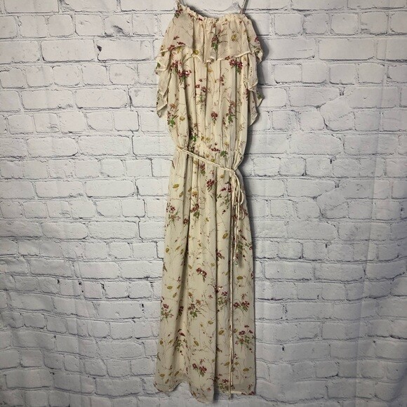 zara floral sequin dress Zara Floral Sequin Dress by Zara