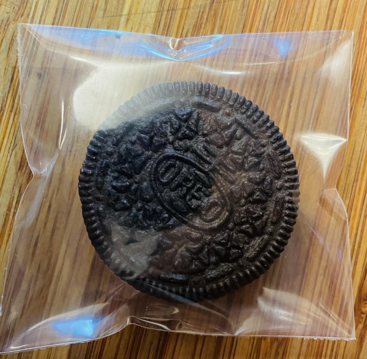 OREO-factory-DEFECT Cookie One Side BACKWARDS PEANUT BUTTER 🥜 WOW