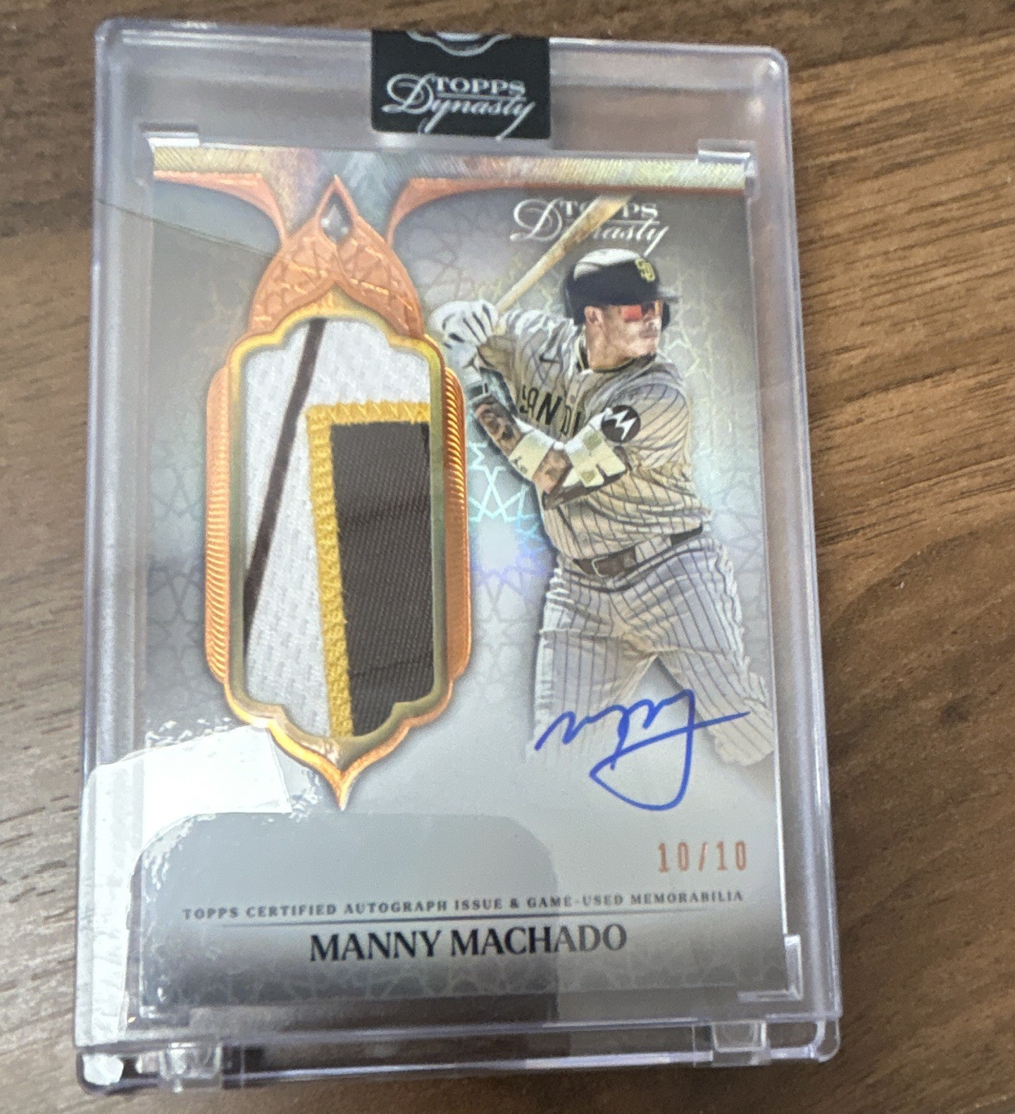 Topps Dynasty 2025 Manny Machado Padres Dynastic Data Auto Patch 10/10