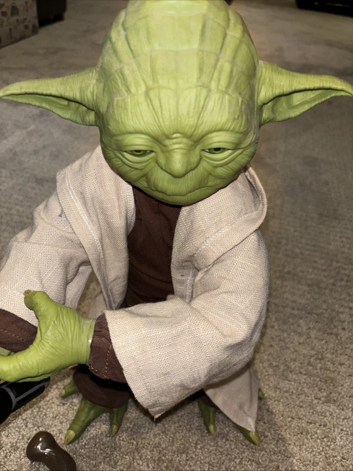 Figura parlante interactiva Star Wars Legendary YODA Jedi Master 16" Spin Master Foto 2 de 4