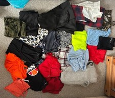 Women's Clothing Bundle Size 14-16 21 Items