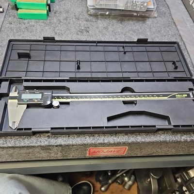 Mitutoyo Absolute Digimatic Digital Caliper 12in 0.0005in SPC 500-193-30