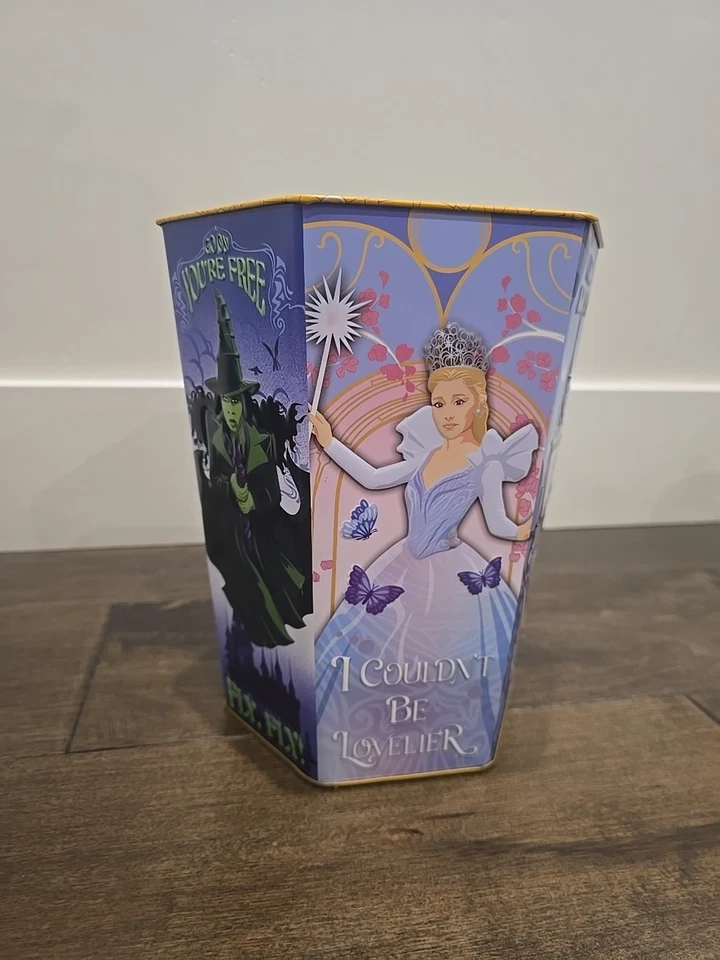 Шестиугольное ведро с попкорном Wicked 2 Movie 2025 Cinemark кинотеатры AMC в наличии - Изображение 3 из 4