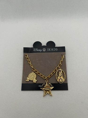 Walt Disney World Gold Tone Charm Bracelet Disney Designs Made in USA Card
