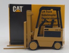 NZG 225 1:50 Scale Diecast Caterpillar M50B Lift Truck/Box