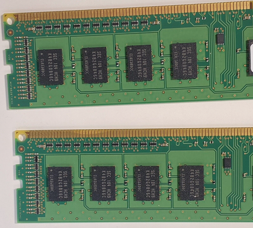 Samsung 4GB (2x2gb) DDR3 1Rx8 PC3-10600U-09-10-A0 M378B5773CH0 1105 Memory - Picture 4 of 4