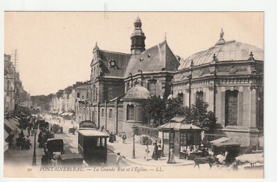 FONTAINEBLEAU - Seine & Marne - CPA 77 - la Grande Rue & l'église - Straßenbahn