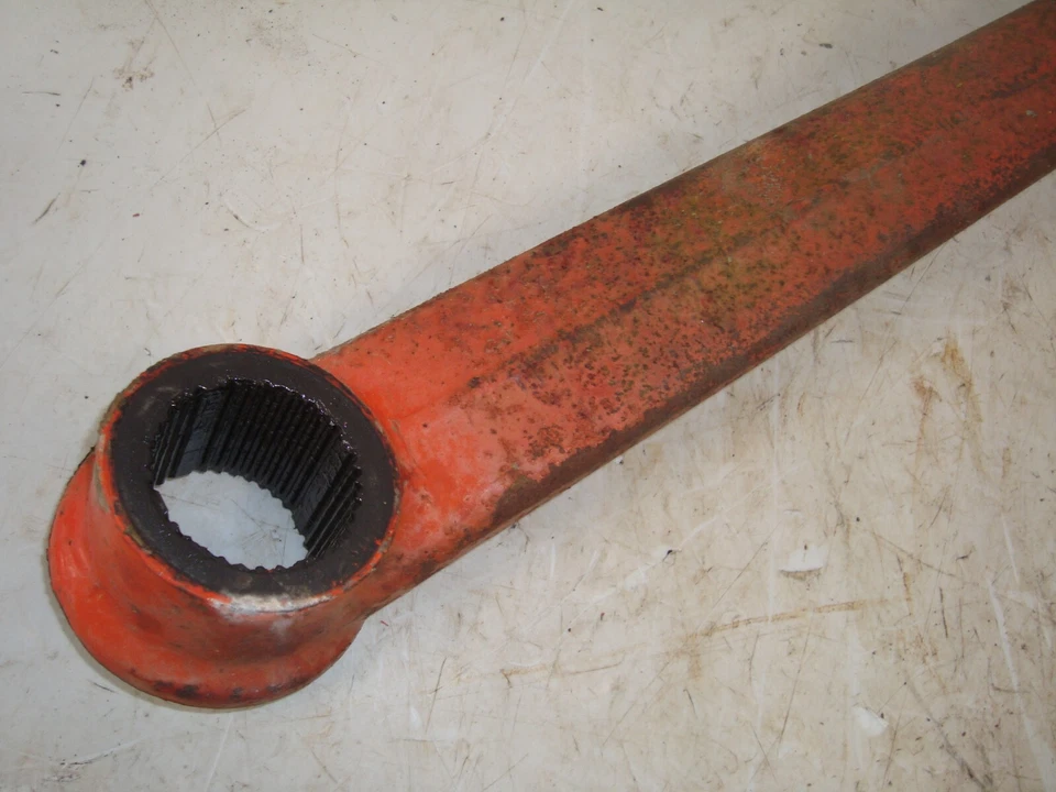 Brazo elevador de enganche superior derecho Case 831 1961 tractor diésel 830 Foto 3 de 4