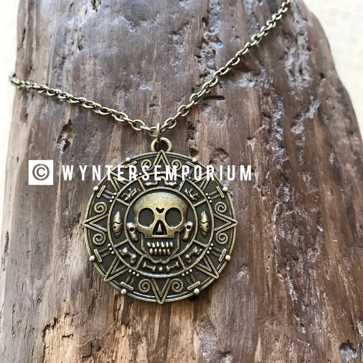 Pirates of the caribbean deals necklace