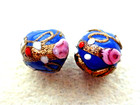 ANTIQUE 2 PCS  COBALT BLUE WEDDING CAKE GLASS TRADE BEADS  PINK & WHITE  FLOWERS — photo 8