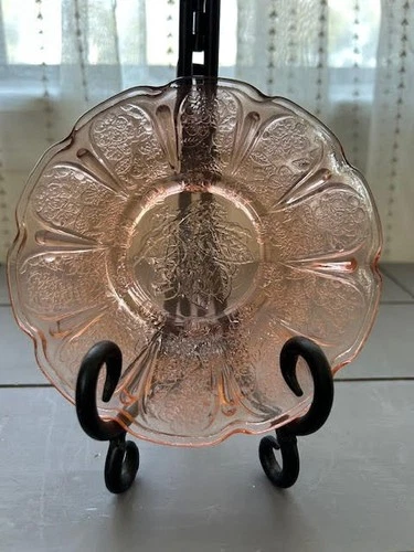 2 VINTAGE JEANETTE PINK CHERRY BLOSSOM DEPRESSION GLASS BREAD AND BUTTER PLATES