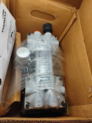 Thomas 2680CGHI42 D Oil-Less WOB-L Pistion Compressor / Vacuum Pump