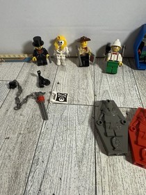 Vintage 90&rsquo;s Lego Adventurers Desert Mummy Tomb Parts Lot