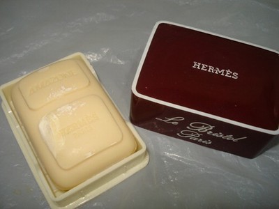 Hermes Amazone 24 g Savon Parfume Soap - Le Bristol Paris in case