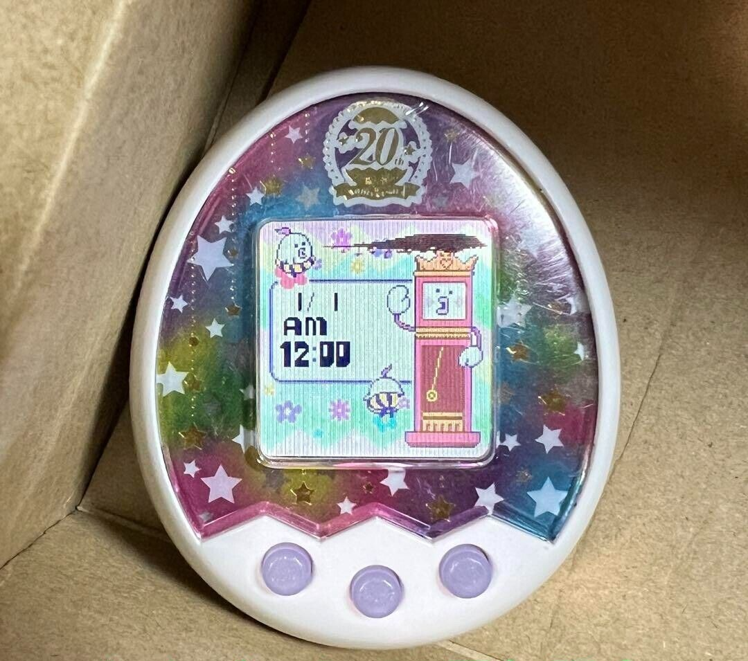 Tamagotchi mix 20th Anniversary Model m!x Ver. Royal White Tamagotchi mix 20th Anniversary Model m!x Ver. Royal White