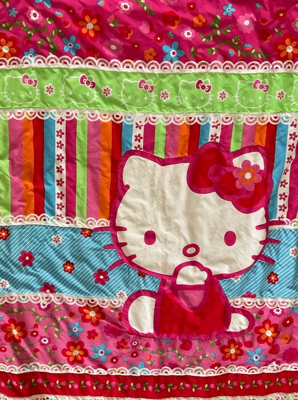 Sanrio Vintage Hello Kitty Blanket  42 X 56 Pink VERY THIN STUFFING