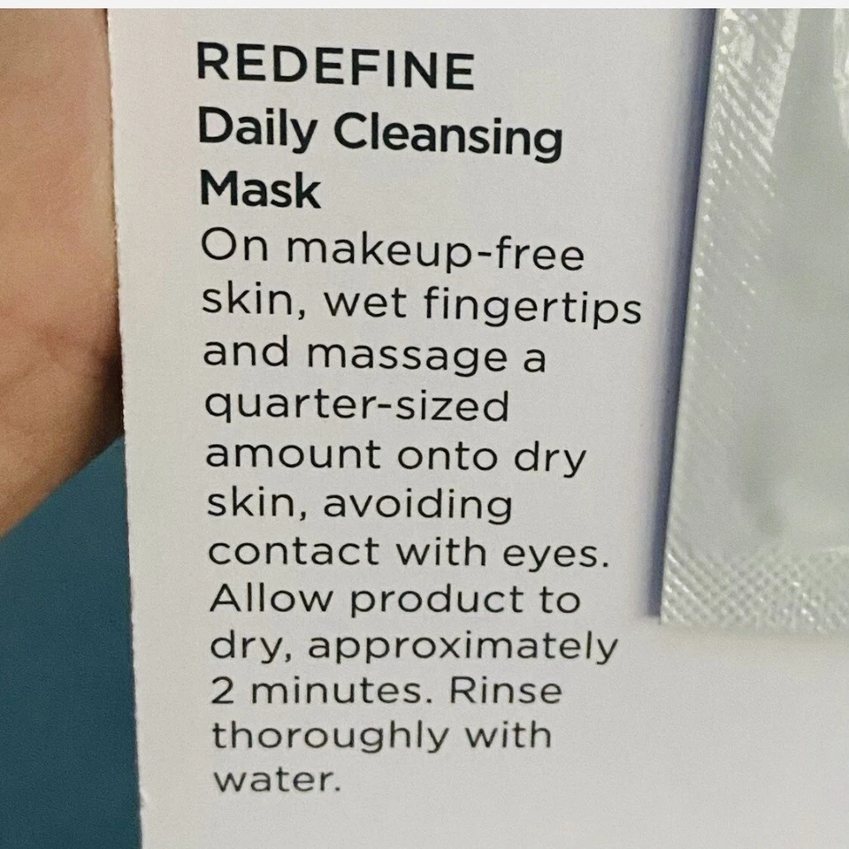 Give It a Glow Redefine Step 1 Mask Orig Night Serum + original Lip Serum Card - Image 3 of 4