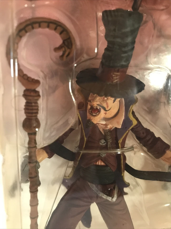 KISS Psycho Circus Gene Simmons Ringmaster Ultra Action Figures McFarlane 1998 - Image 3 of 4