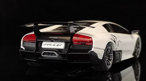AUTOart 1/43 Lamborghini Murcielago LP670-4 SV diecast car model White - Picture 5 of 9