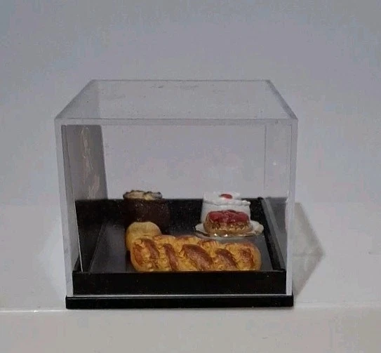 Miniaturas de porcelana para casa de muñecas Reutter pastel horneado pan pastel baguette Foto 4 de 4