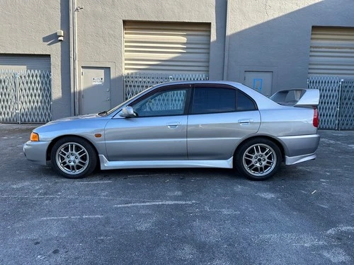1996 Mitsubishi Lancer