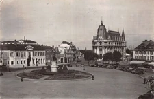 28 CHARTRES PLACE DES EPARS