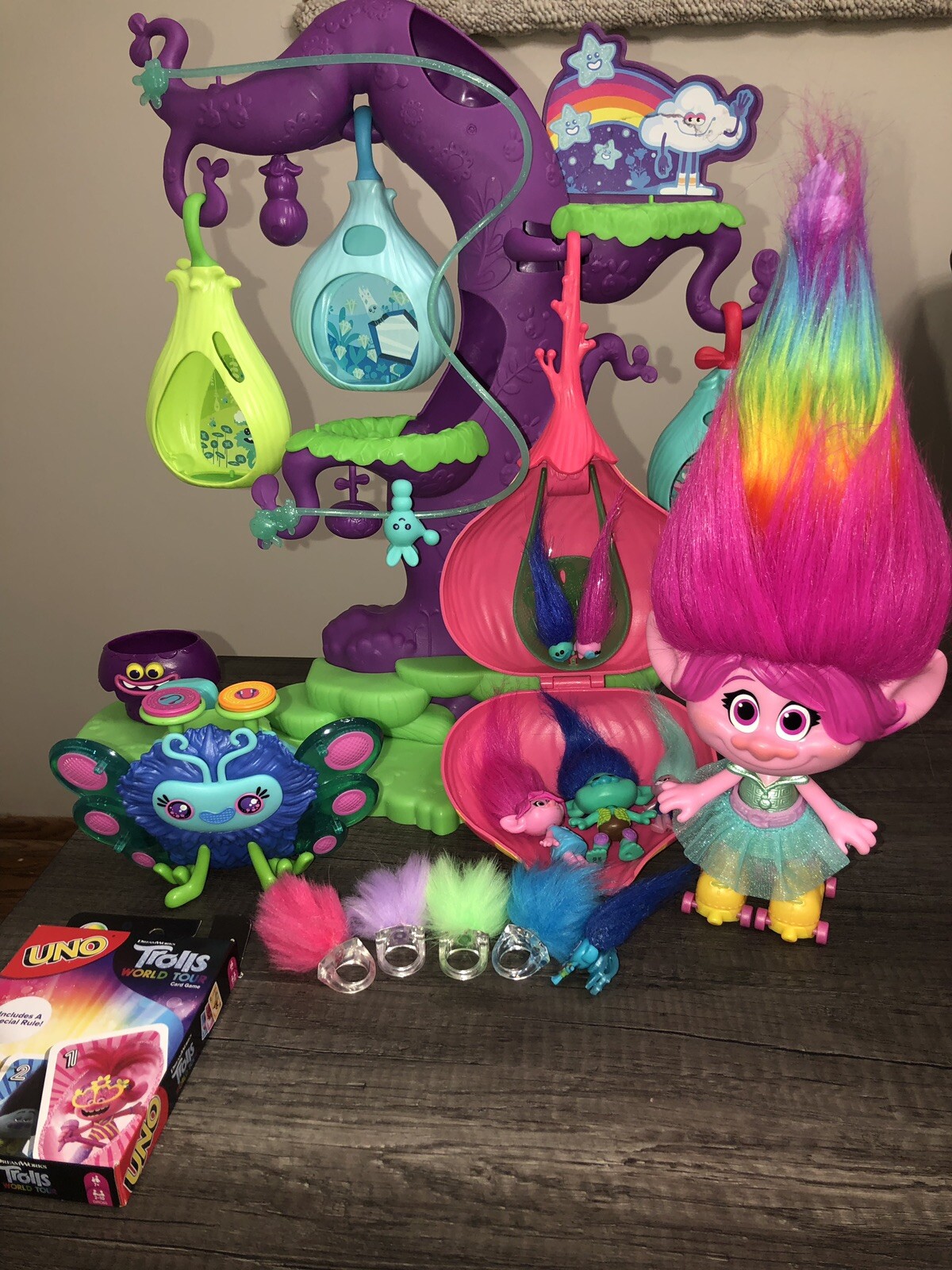  DreamWorks Trolls POD'ular Troll Tree : Toys & Games