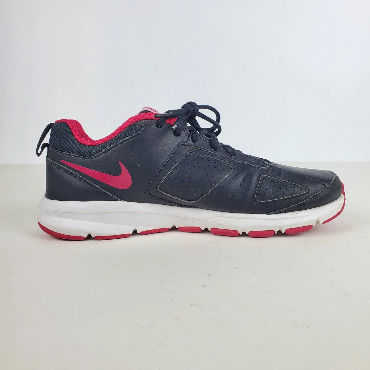 Nike XI Women's Leather Training Running Shoes Pink Black 9.5 | eBay