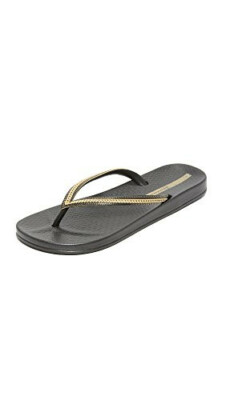 Ipanema Women's Ana Metallic II Flip Flops, Black/Gold, 5 B(M) US