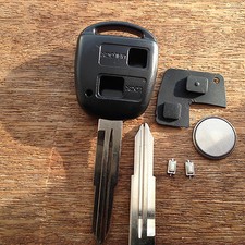 FOR Toyota RAV4 Yaris Corolla Camry  2 button remote key fob repair Kit TOY41