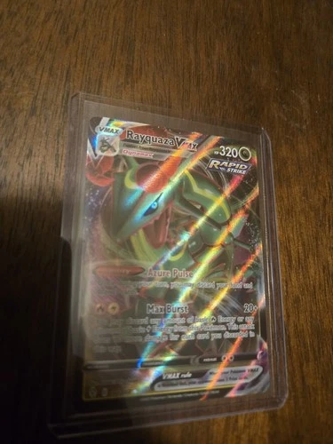 Pokemon Evolving Skies Rayquaza VMAX 111/203 Ultra Rare Holo